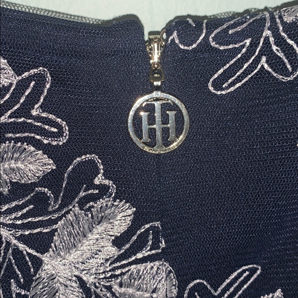 TOMMY HILFIGER DRESS - Picture 3 of 4